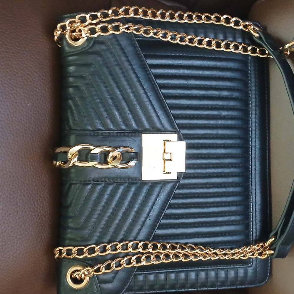 Badgley Mischka Black Quilted Shoulder Bag with Gold Chain